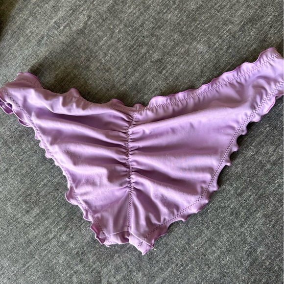 3/$20 - Victorias Secret Bikini Bottom - Picture 2 of 2